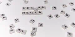 إدارة مواقع التواصل الاجتماعي